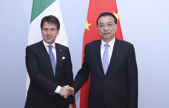 李克强会见意大利总理孔特