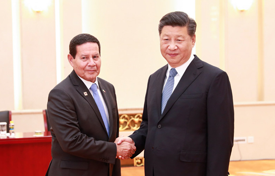 习近平会见巴西副总统莫朗