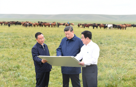 习近平考察山丹培黎学校和山丹马场