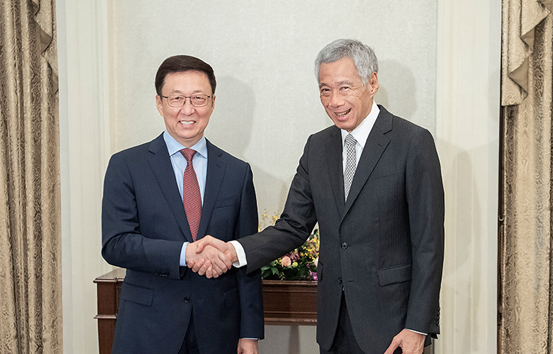 韩正访问新加坡并主持中新双边合作机制会议